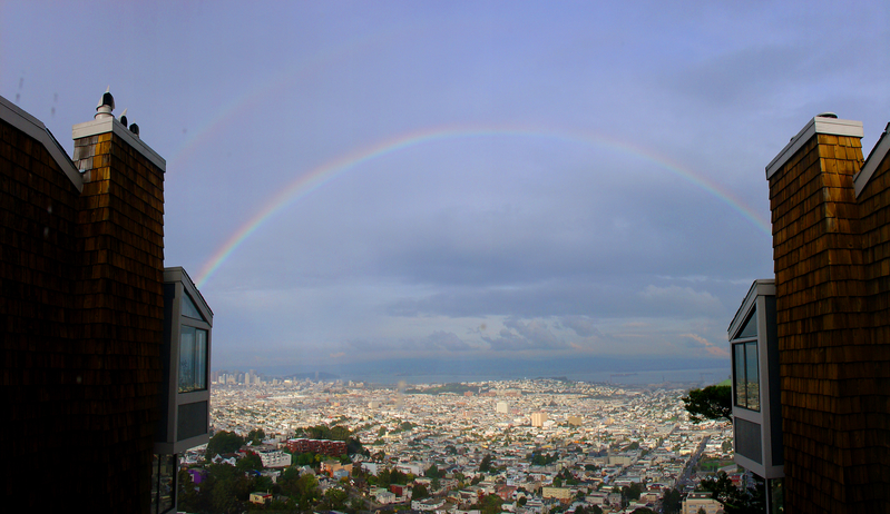 Double rainbow off of Diamond Heights 
in San Francisco. (Sony DSC-V1)
