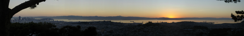 Sunrise view from Diamond 
Heights (Nikon D70)
